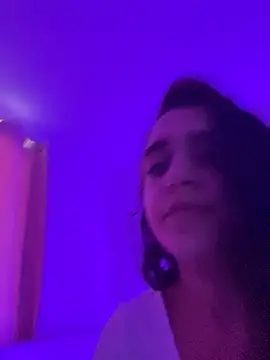 Snapshot of Alicia_Ruiz chatting on November 14, 2025, 10:02 pm Alicia Ruiz online show from November 14, 2025, 10:02 pm