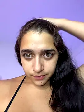 Snapshot of Alicia_Ruiz chatting on November 8, 2025, 5:05 pm Alicia Ruiz online show from November 8, 2025, 5:05 pm