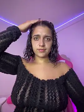 Alicia Ruiz online show from May 1, 2026, 8:03 pm
