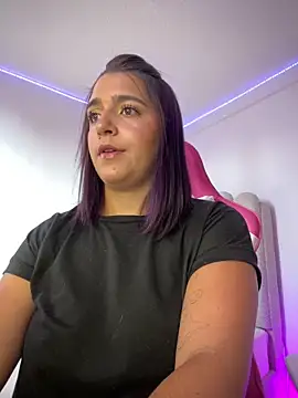 Alicia Ruiz online show from April 23, 2026, 8:10 pm