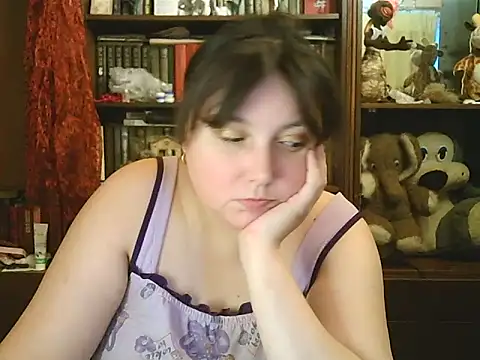 Snapshot of CarrieQPeach chatting on November 13, 2025, 10:52 am CarrieQPeach online show from November 13, 2025, 10:52 am