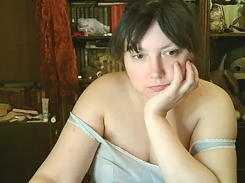 Snapshot of CarrieQPeach chatting on November 2, 2025, 8:14 pm CarrieQPeach online show from November 2, 2025, 8:14 pm