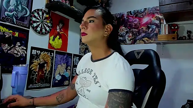 Snapshot of dariell_smokesexx chatting on June 12, 2026, 6:11 am dariell smokesexx online show from June 12, 2026, 6:11 am