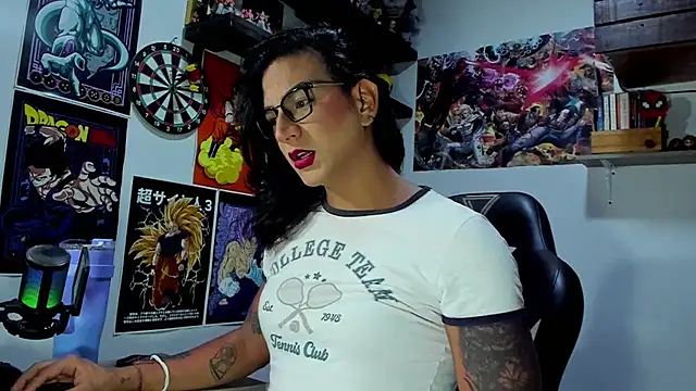 Snapshot of dariell_smokesexx chatting on June 13, 2026, 7:34 pm dariell smokesexx online show from June 13, 2026, 7:34 pm