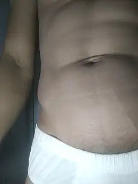 Snapshot of rounakhunk chatting on November 8, 2025, 9:07 pm rounakhunk online show from November 8, 2025, 9:07 pm