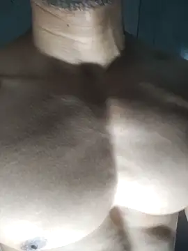 Snapshot of rounakhunk chatting on March 12, 2026, 6:23 pm rounakhunk online show from March 12, 2026, 6:23 pm