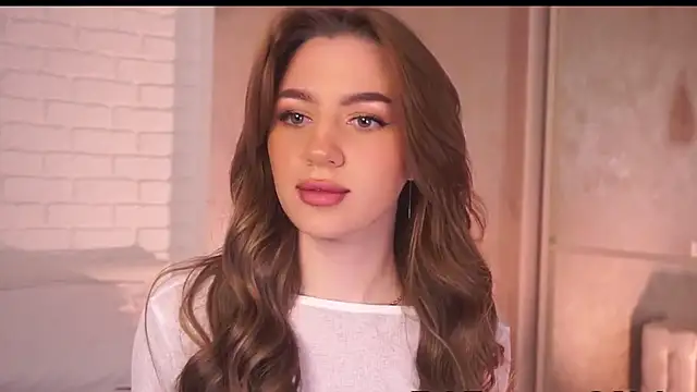 MaryHillty online show from February 10, 2025, 12:39 pm