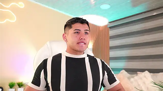 MatiasKorn online show from November 21, 2025, 6:56 am