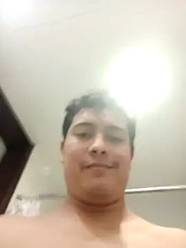 Awesome Particle online show from February 17, 2025, 1:36 am