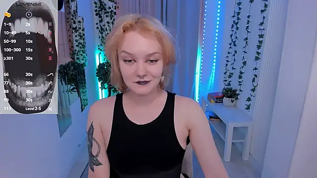Snapshot of cyber_whore_ chatting on April 22, 2026, 9:32 pm cyber whore online show from April 22, 2026, 9:32 pm