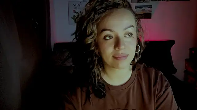 Snapshot of joan-star chatting on November 27, 2025, 10:05 am joan-star online show from November 27, 2025, 10:05 am