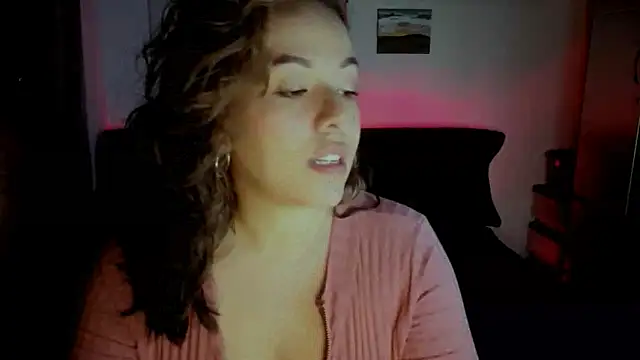 Snapshot of joan-star chatting on November 26, 2025, 10:04 am joan-star online show from November 26, 2025, 10:04 am