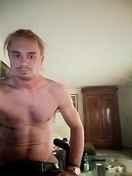 maciste26 online show from September 28, 2025, 10:06 pm