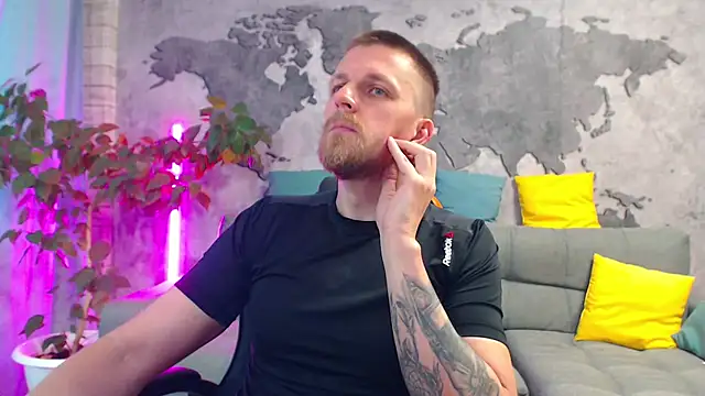VikingChrisss online show from June 27, 2026, 10:43 am