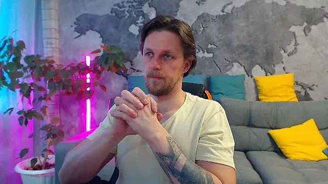 VikingChrisss online show from April 27, 2026, 9:51 am