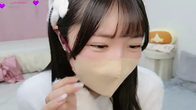 Snapshot of anchan_ chatting on December 5, 2025, 1:21 pm anchan online show from December 5, 2025, 1:21 pm