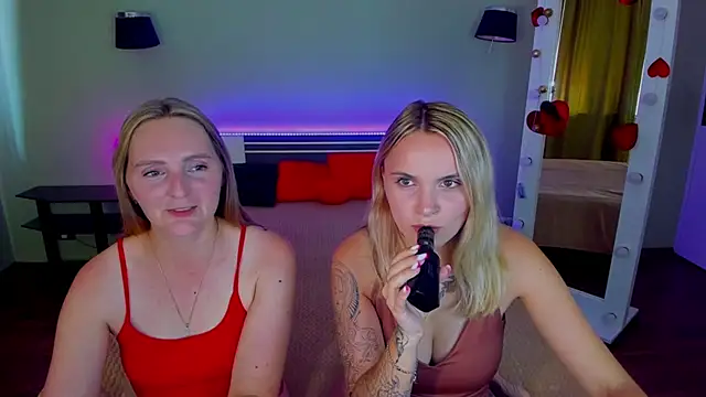 Snapshot of MagicEyess chatting on August 3, 2026, 12:22 pm MagicEyess online show from August 3, 2026, 12:22 pm