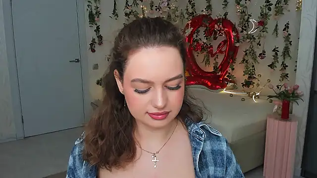 Snapshot of MiracleCurly chatting on February 24, 2026, 4:08 pm MiracleCurly online show from February 24, 2026, 4:08 pm