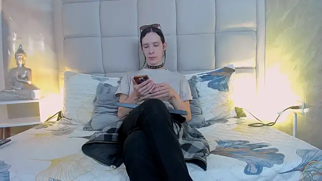 Hecatee 77 online show from January 10, 2026, 7:42 pm