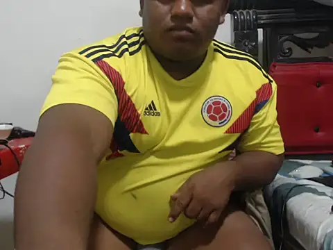 Snapshot of PONSE_LATINO chatting on July 4, 2026, 2:51 am PONSE LATINO online show from July 4, 2026, 2:51 am