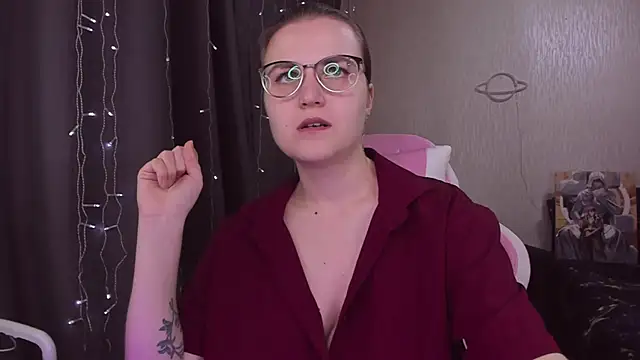 MissBrightShine online show from October 12, 2025, 11:22 am