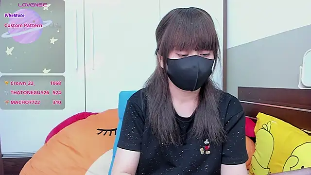 Snapshot of alonelove__ chatting on September 30, 2025, 2:34 pm alonelove online show from September 30, 2025, 2:34 pm