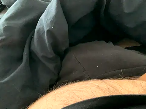 Snapshot of Benni81nrw chatting on October 31, 2025, 12:57 pm Benni81nrw online show from October 31, 2025, 12:57 pm