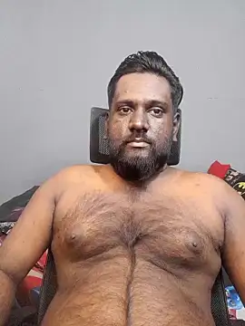 Rayansmith  online show from September 23, 2025, 12:34 pm