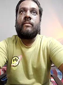 Rayansmith  online show from March 20, 2025, 9:13 pm