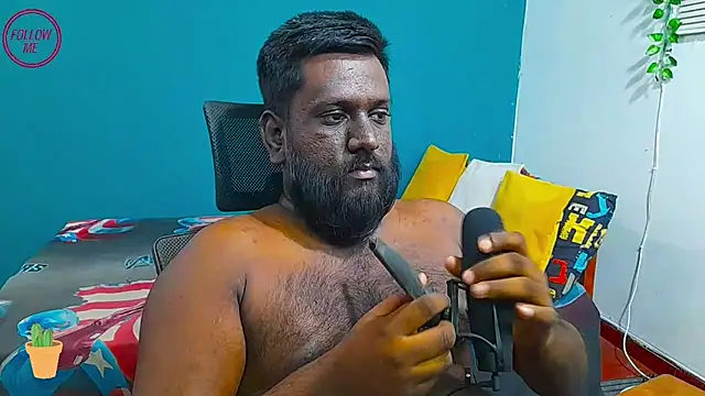 Snapshot of Rayansmith_ chatting on March 13, 2026, 2:16 am Rayansmith online show from March 13, 2026, 2:16 am