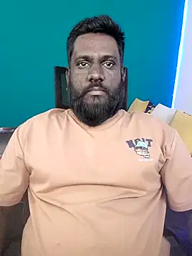 Snapshot of Rayansmith_ chatting on March 7, 2026, 10:15 pm Rayansmith online show from March 7, 2026, 10:15 pm