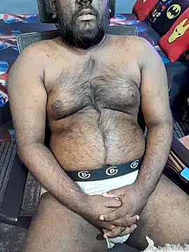 Rayansmith  online show from December 22, 2025, 11:49 pm