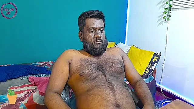 Snapshot of Rayansmith_ chatting on March 12, 2026, 2:10 pm Rayansmith online show from March 12, 2026, 2:10 pm