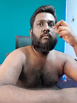 Snapshot of Rayansmith_ chatting on March 25, 2026, 12:44 am Rayansmith online show from March 25, 2026, 12:44 am