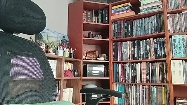 Mandra is a whore online show from November 18, 2025, 10:40 am