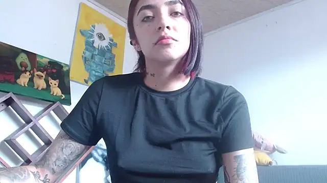 Snapshot of ZoeBakers_ chatting on November 10, 2025, 5:29 pm ZoeBakers online show from November 10, 2025, 5:29 pm