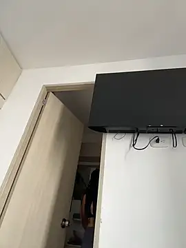 Snapshot of dominantandsubmissiveshow chatting on December 5, 2025, 8:28 pm dominantandsubmissiveshow online show from December 5, 2025, 8:28 pm