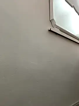 lucy and mike7 online show from October 26, 2025, 12:33 am