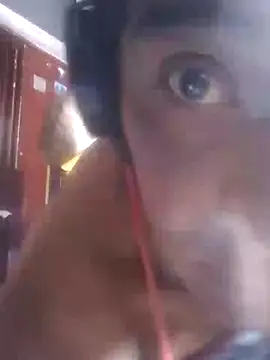 davidatration15 online show from October 6, 2025, 6:19 pm