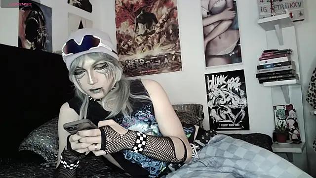 Snapshot of kiiler_queen chatting on April 10, 2026, 5:20 pm kiiler queen online show from April 10, 2026, 5:20 pm