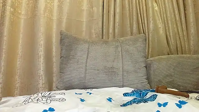 Snapshot of Sugarcun69 chatting on November 14, 2025, 7:17 pm Sugarcun69 online show from November 14, 2025, 7:17 pm