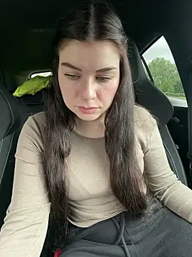 Snapshot of EllyNora chatting on May 7, 2026, 1:58 pm EllyNora online show from May 7, 2026, 1:58 pm