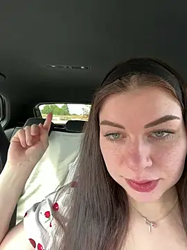 Snapshot of EllyNora chatting on July 19, 2026, 1:52 pm EllyNora online show from July 19, 2026, 1:52 pm