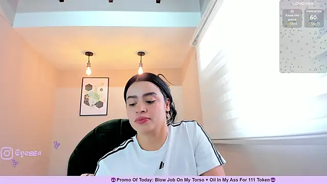 Paula Desousa online show from July 22, 2026, 7:38 pm
