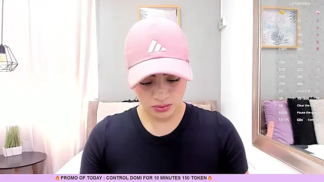 Snapshot of Paula_Desousa chatting on June 9, 2026, 7:37 pm Paula Desousa online show from June 9, 2026, 7:37 pm