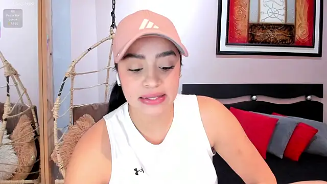 Paula Desousa online show from January 9, 2026, 5:09 pm