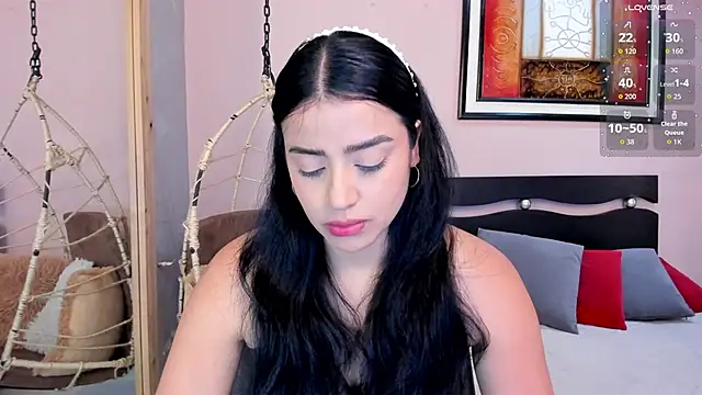 Paula Desousa online show from November 6, 2025, 7:40 pm