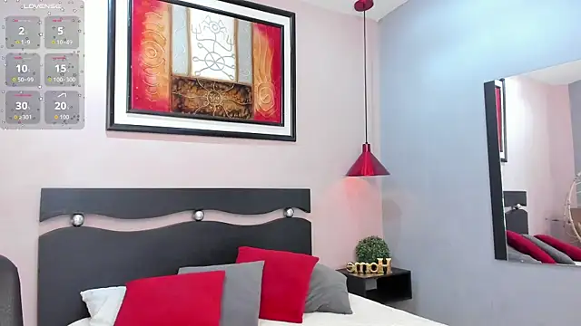 Paula Desousa online show from July 30, 2026, 7:24 pm
