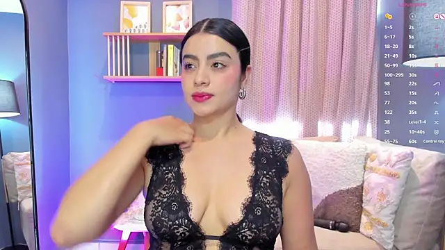 Paula Desousa online show from June 21, 2026, 5:52 pm