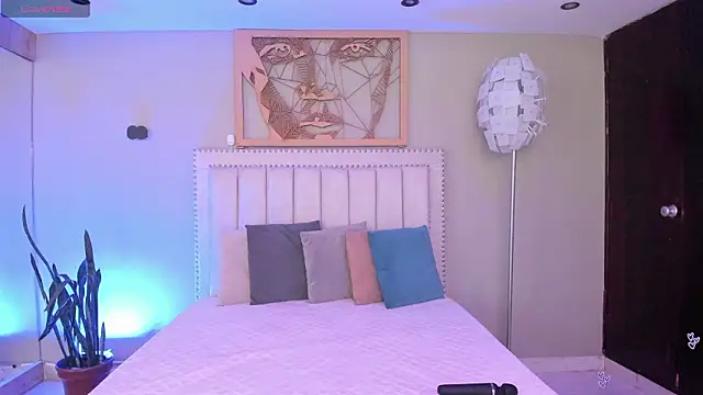 Snapshot of Paula_Desousa chatting on February 11, 2026, 3:45 pm Paula Desousa online show from February 11, 2026, 3:45 pm